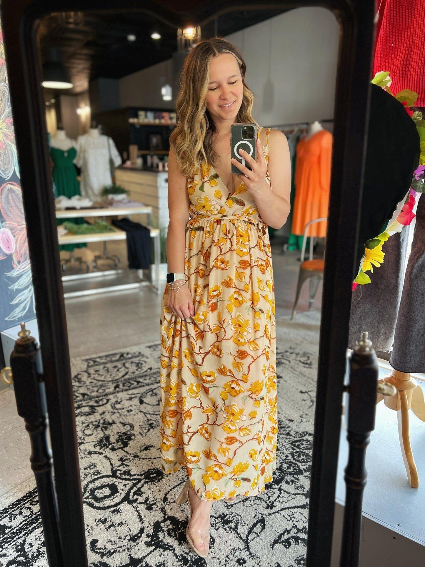 How to Style Maxi Dresses for Summer