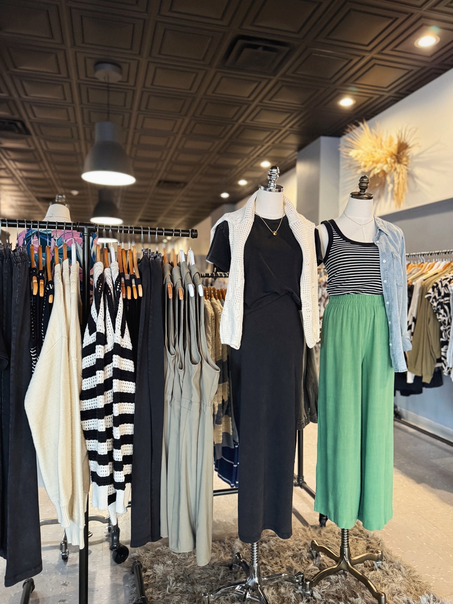 The Ultimate Summer Wardrobe - On Repeat!