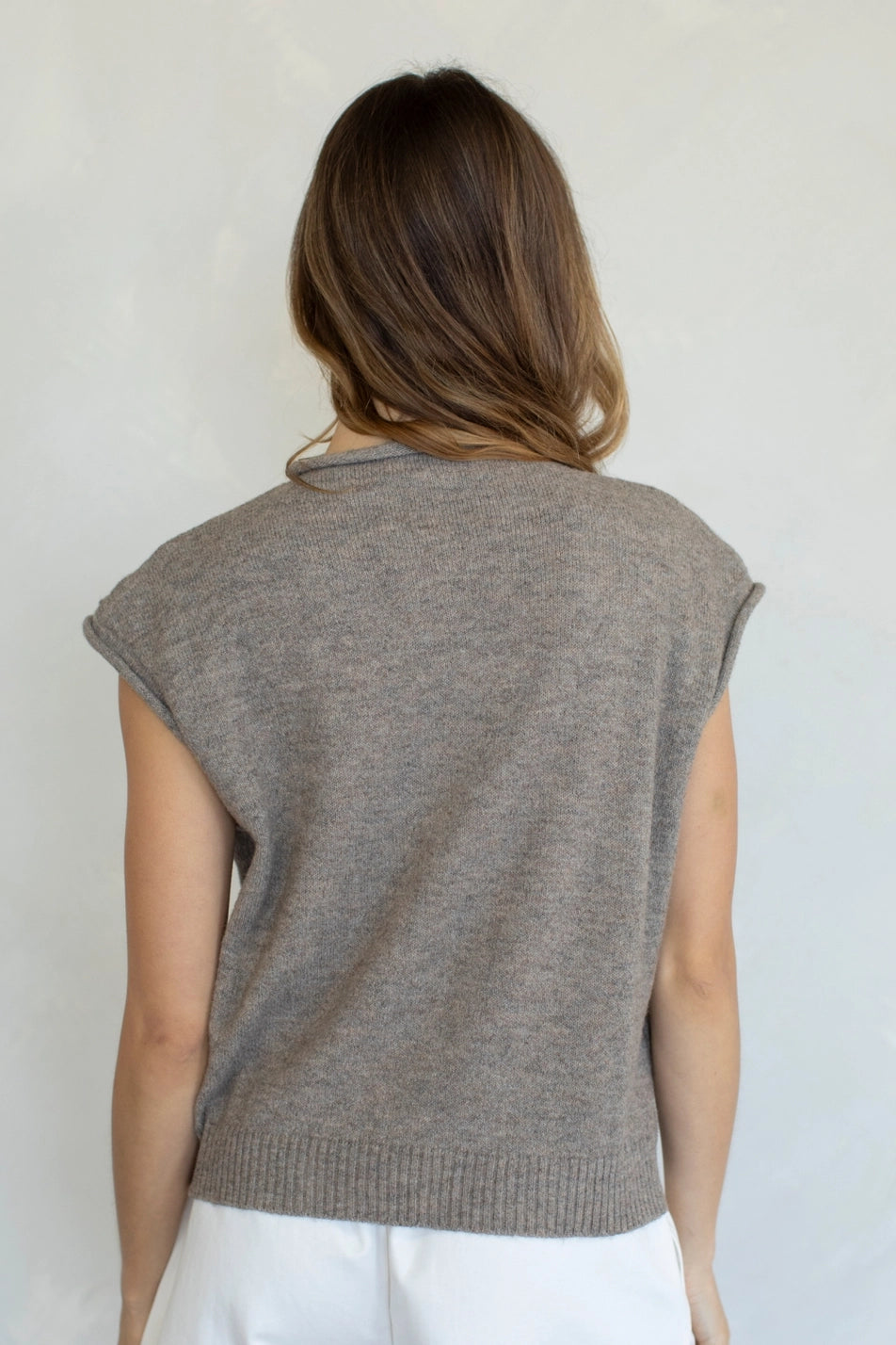 Piper Vest Cardigan in Mocha