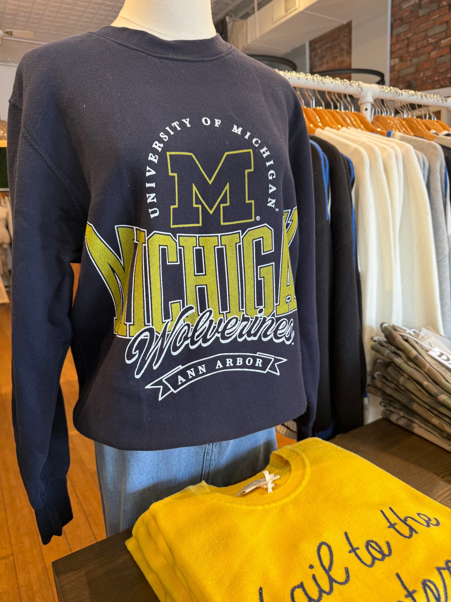 Michigan Graphic Crewneck Navy