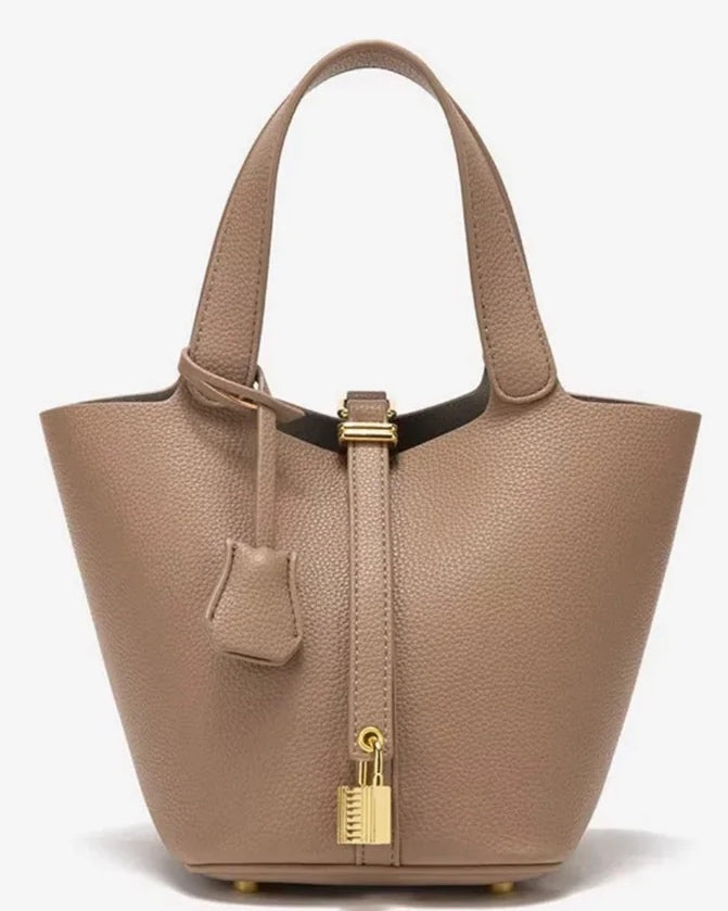 The Lisa Bag in Taupe