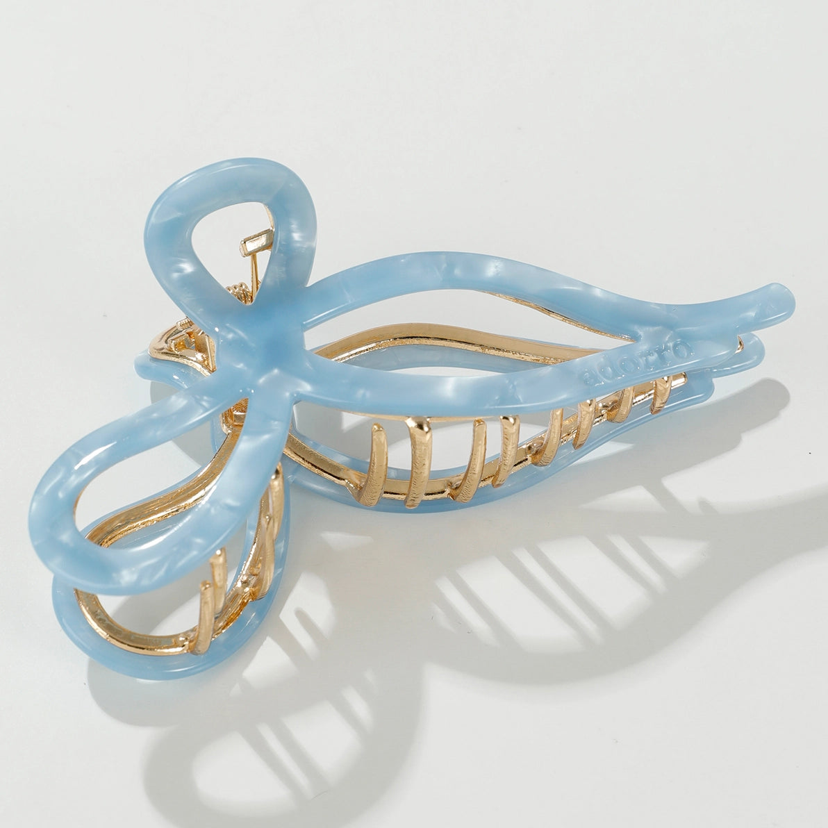 Sabrina Coastal Ribbon Metal Bow Claw Clip