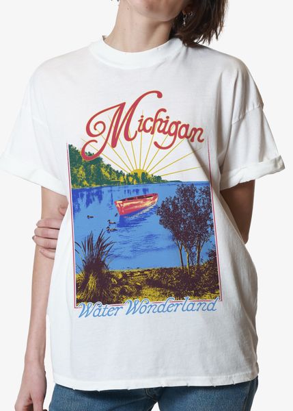 Michigan Water Wonderland Graphic Tee