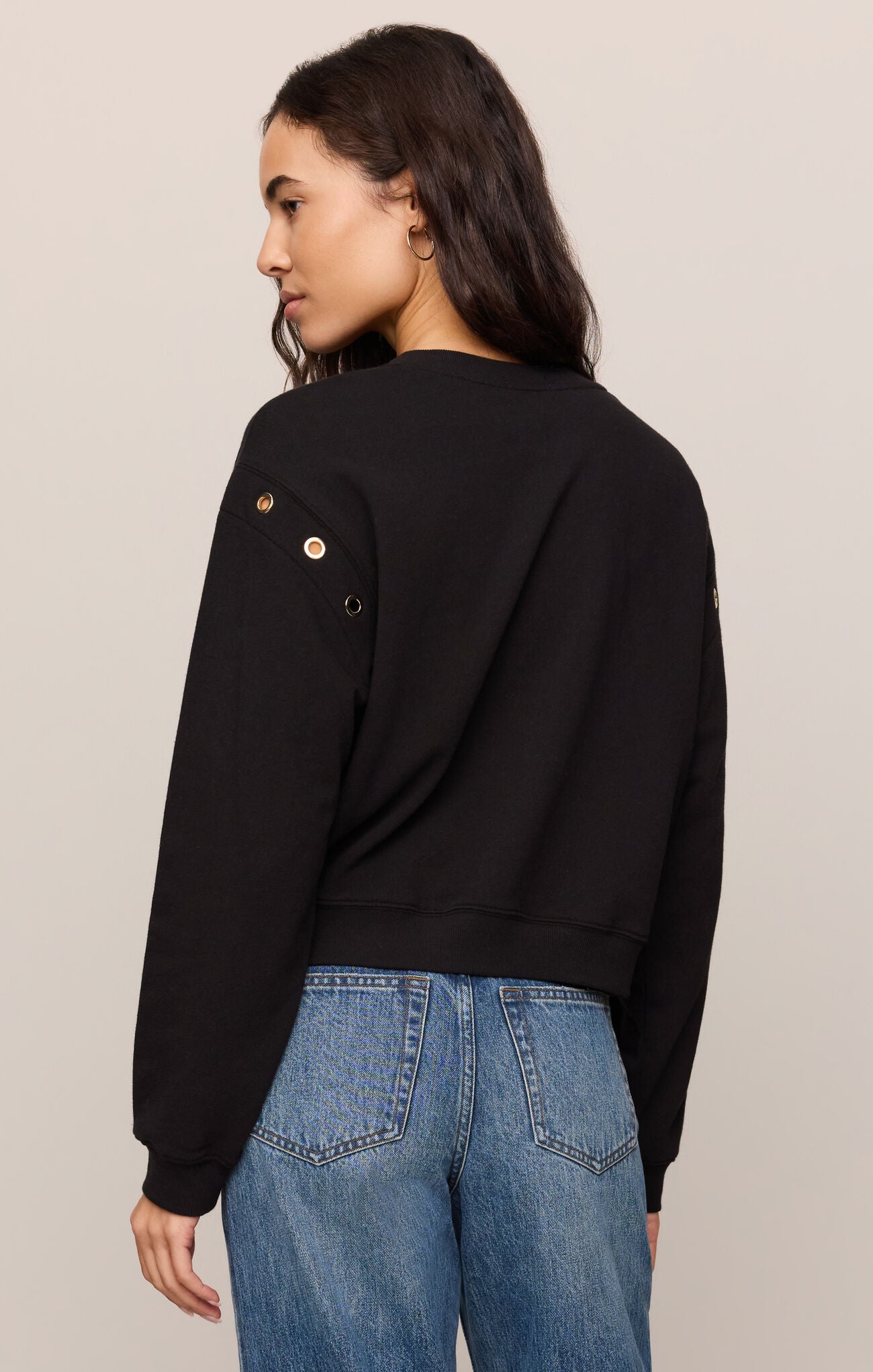 Axel Grommet Sweatshirt in Black