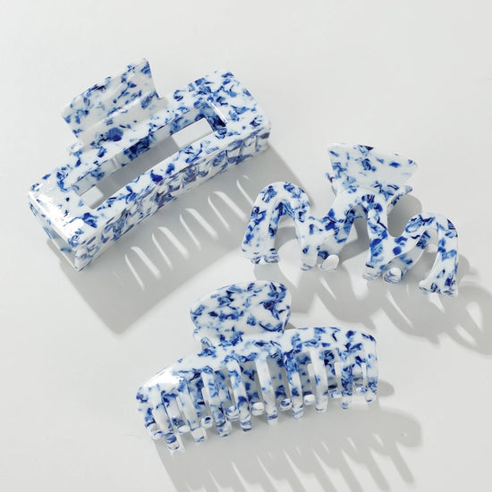 Coastal Blue Hair Claws