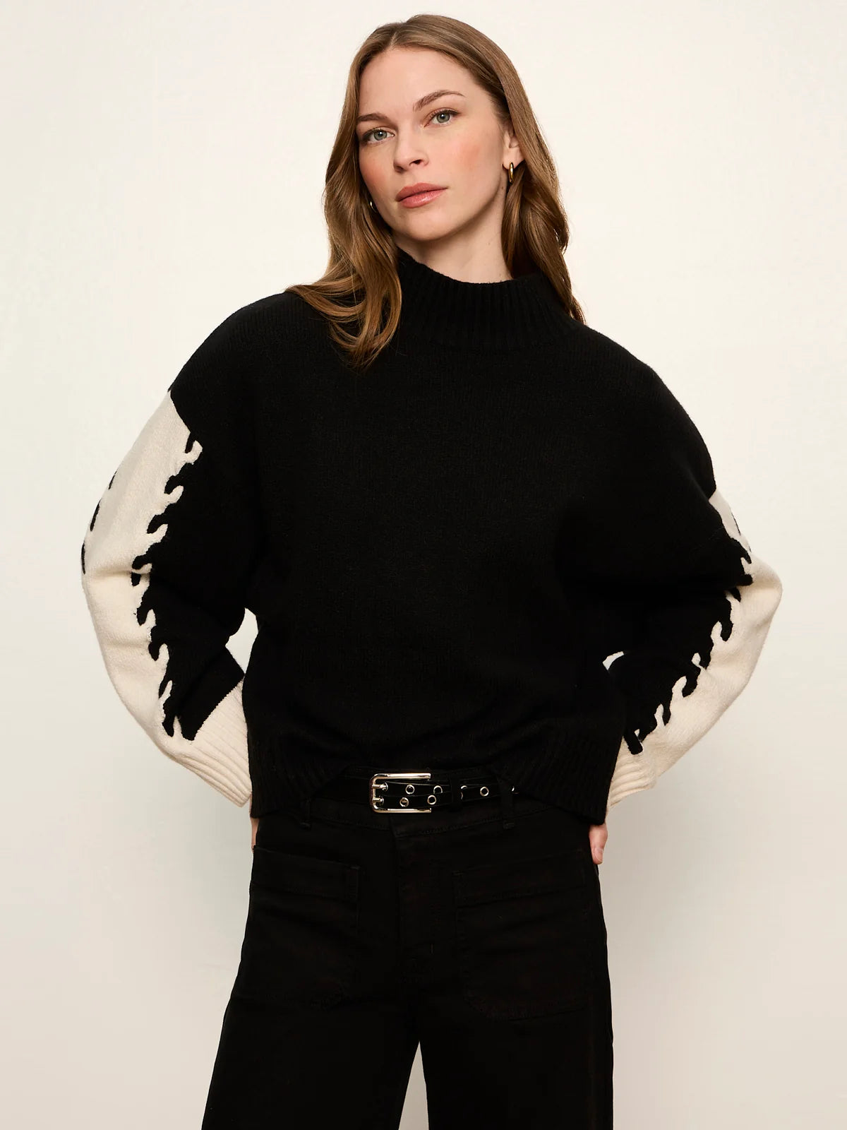 Color Block Mock Neck Pullover in Black/Bone