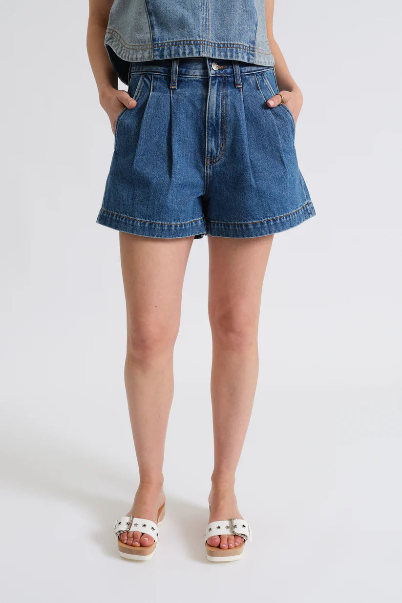 Coronado Pleated Short