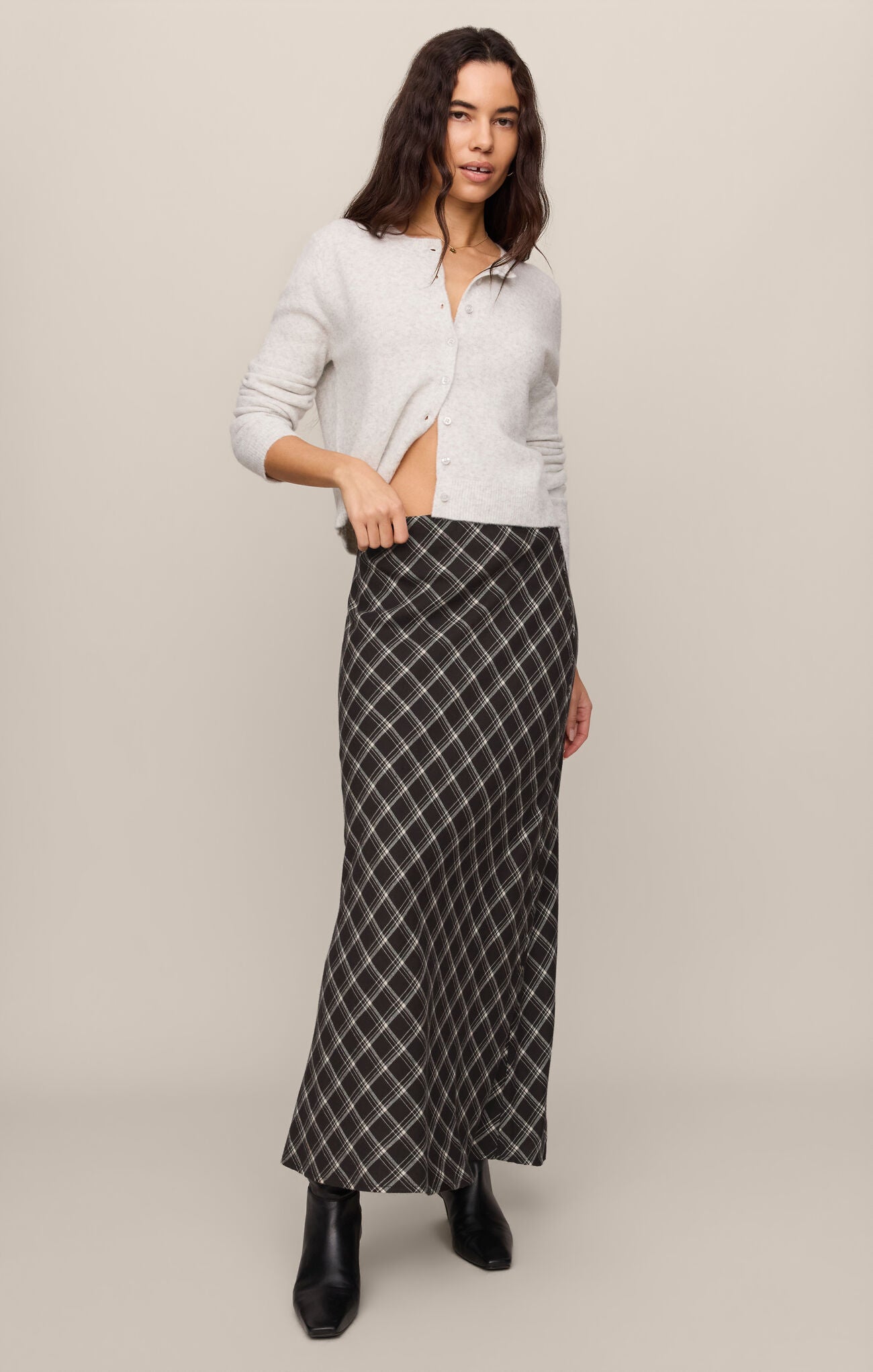 Europa Plaid Skirt