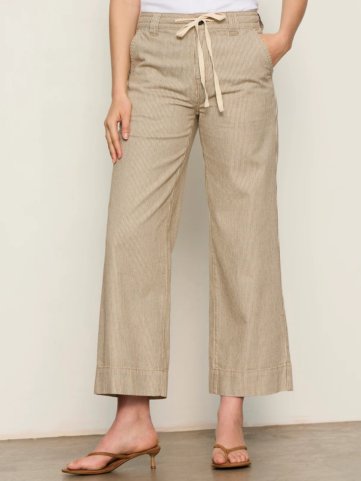 Lily Stripe Cropped Pant in Lido