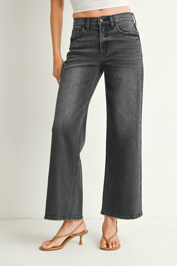 Lux Relaxed Vintage Straight Jeans