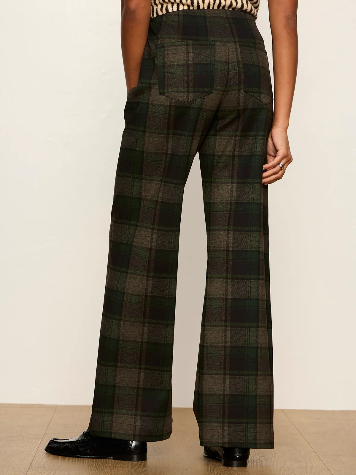 Relay Pull On Pant in Kalamata Plaid