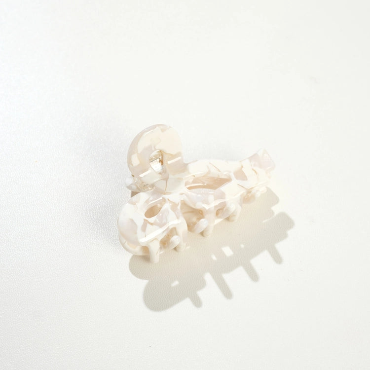 Sabrina Mini Vintage Holiday Bow Claw Clip