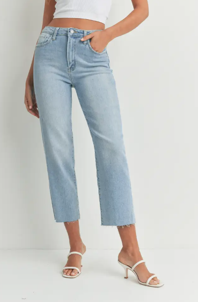Load image into Gallery viewer, Straight to the Point Jeans
