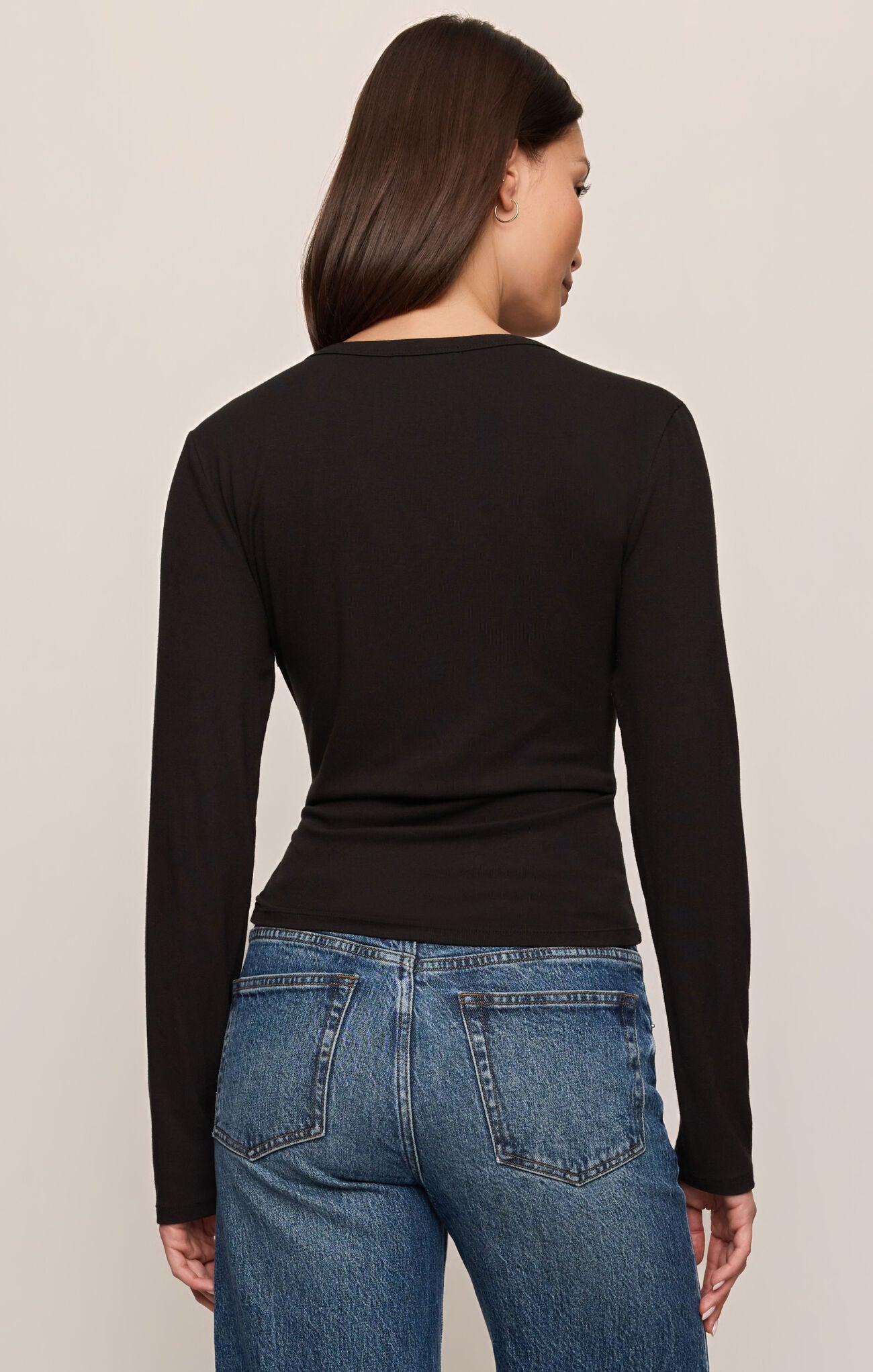 Second Skin Long Sleeve Crew in Black