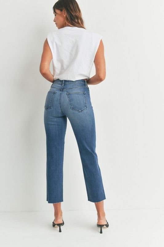 Straight to the Point Jeans