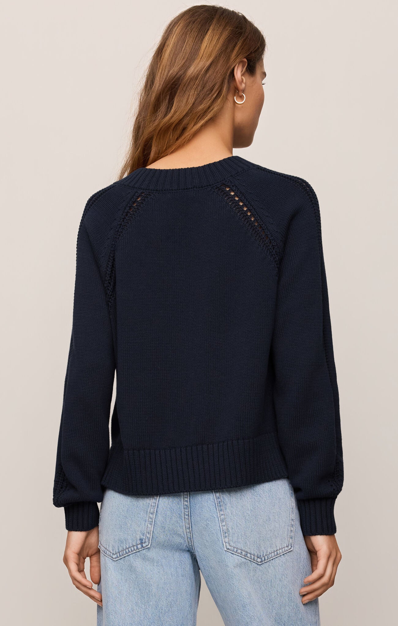 Stratton V-neck Sweater in Eclipse