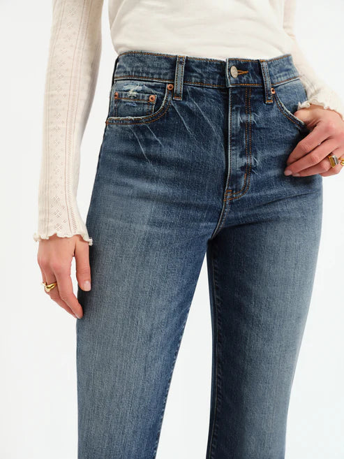 Sundaze High Rise Straight Jeans in Authentic