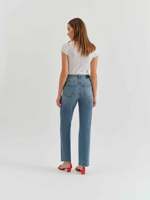 Sundaze High Rise Straight Jeans Brooklyn
