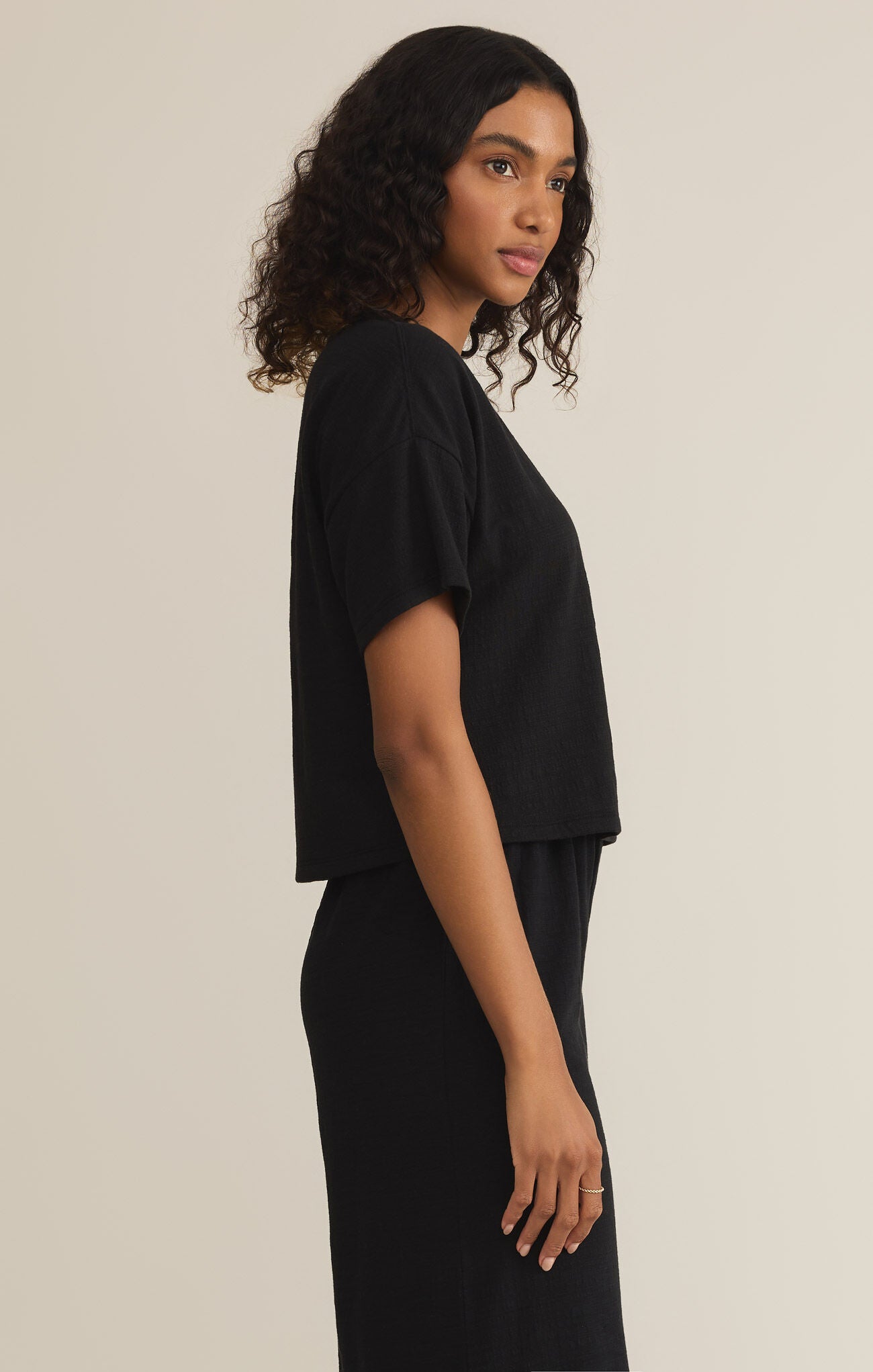 Sway Textured Cropped Tee Black