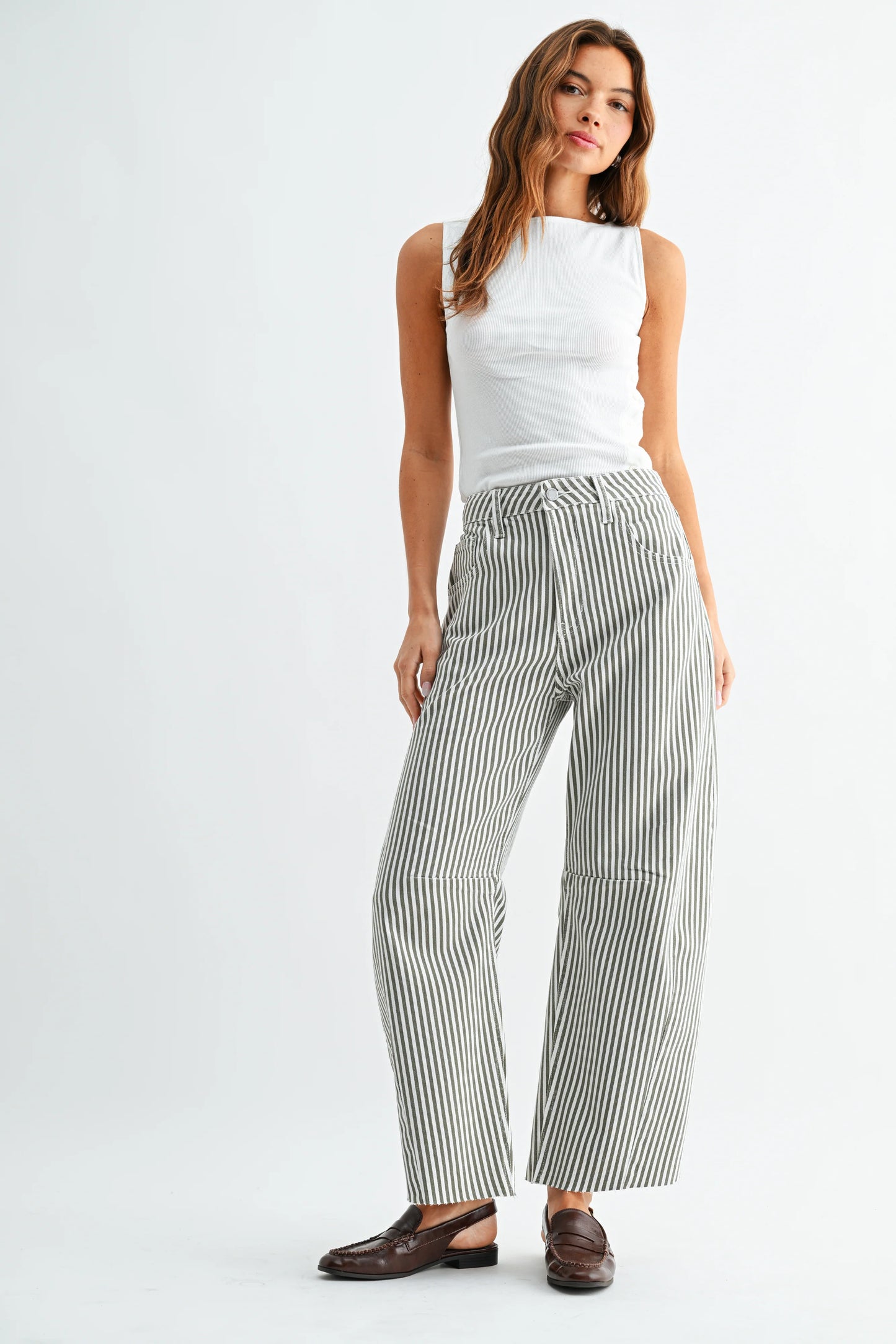 The Seamed Barrel Jean in Olive Stripe