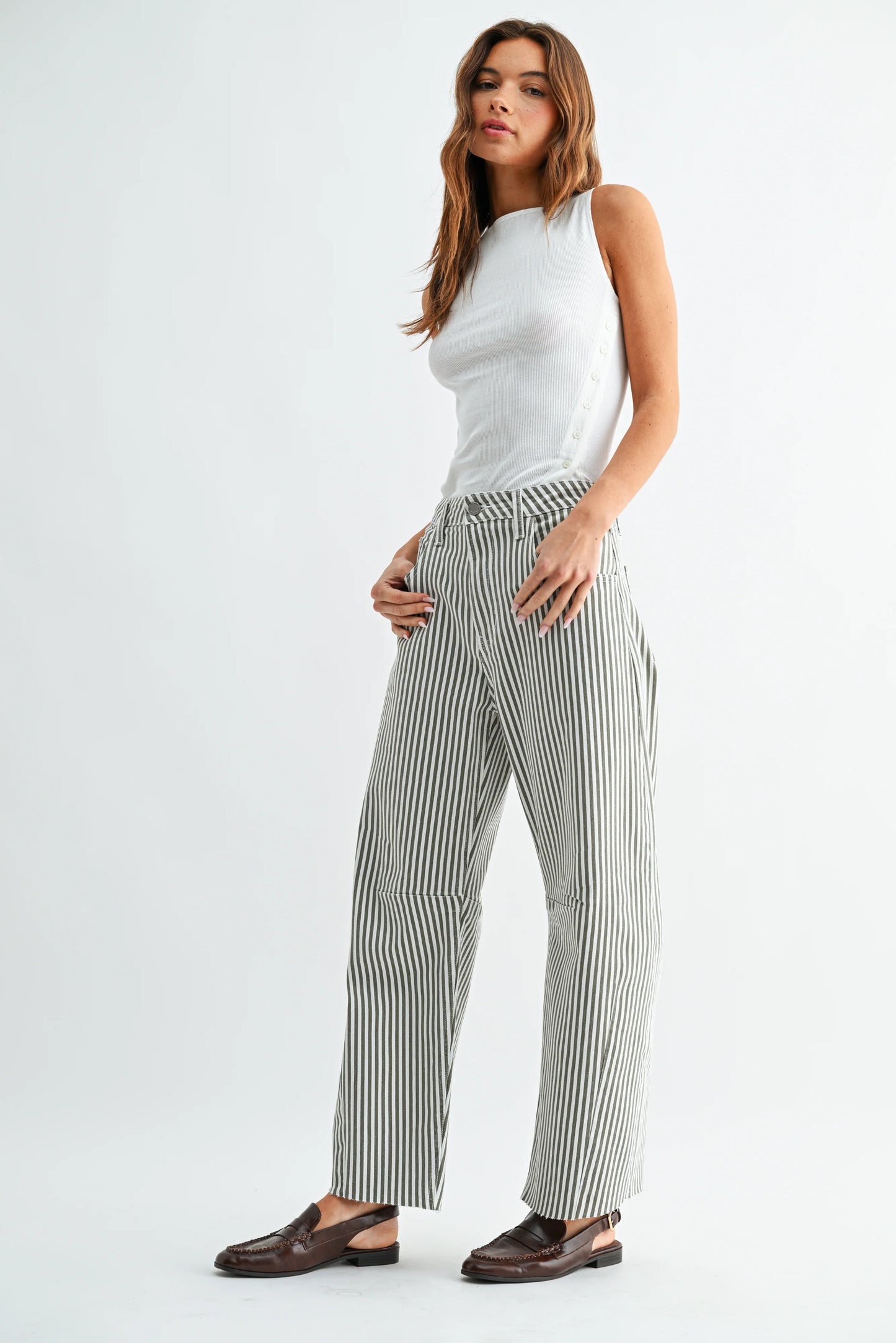 The Seamed Barrel Jean in Olive Stripe