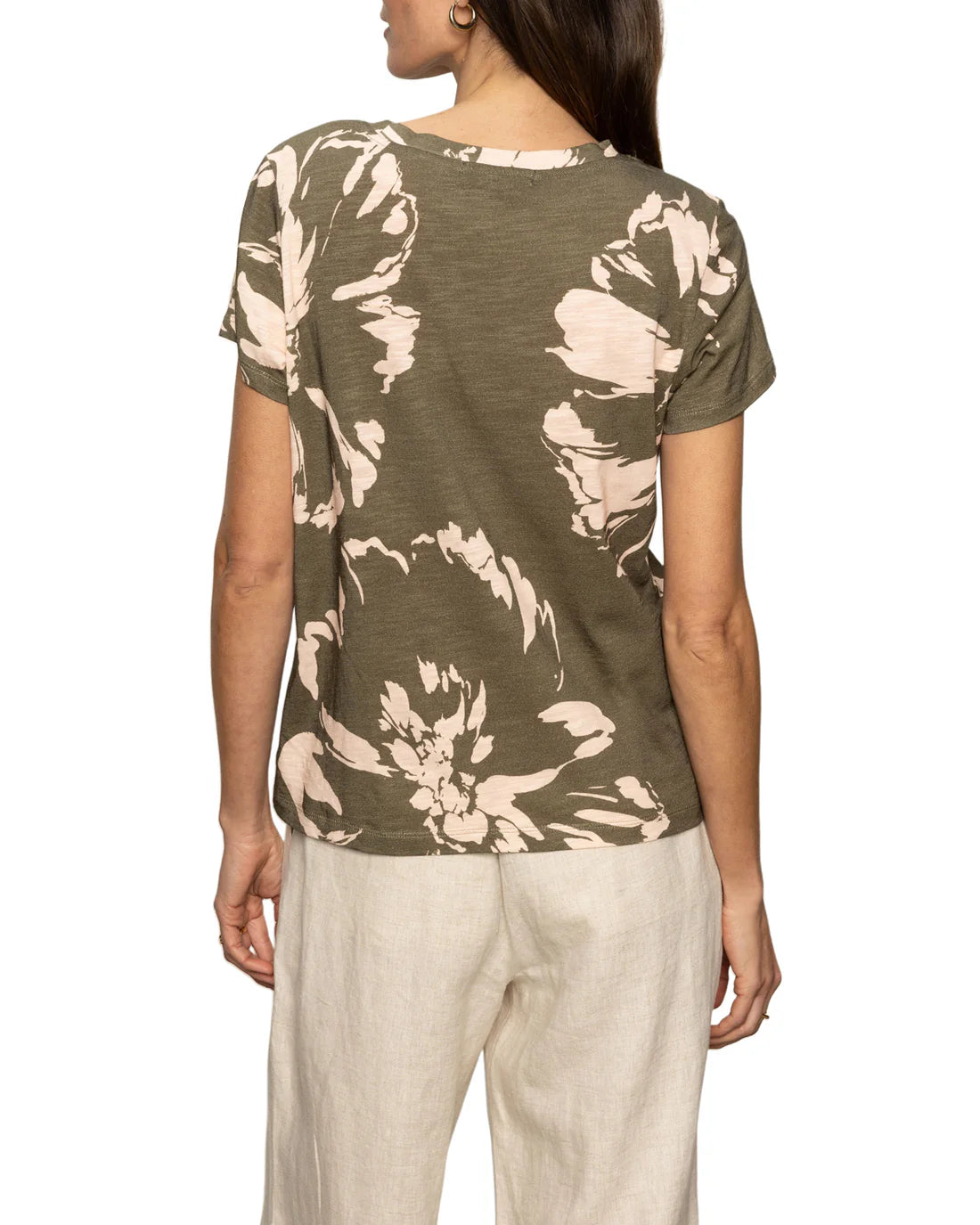 The Perfect Tee Flora