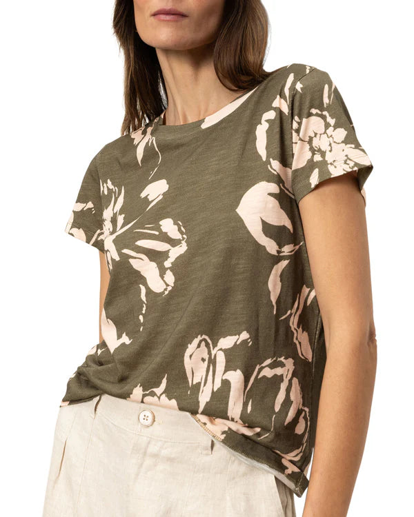 The Perfect Tee Flora