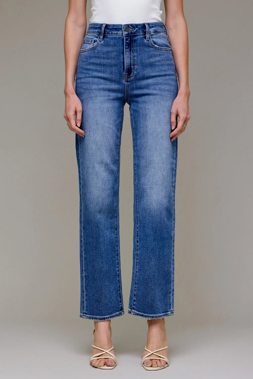 Tracey Clean Stretch Straight in Medium Dark