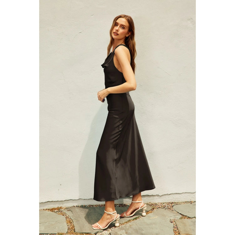Twist and Shout  Maxi Dress