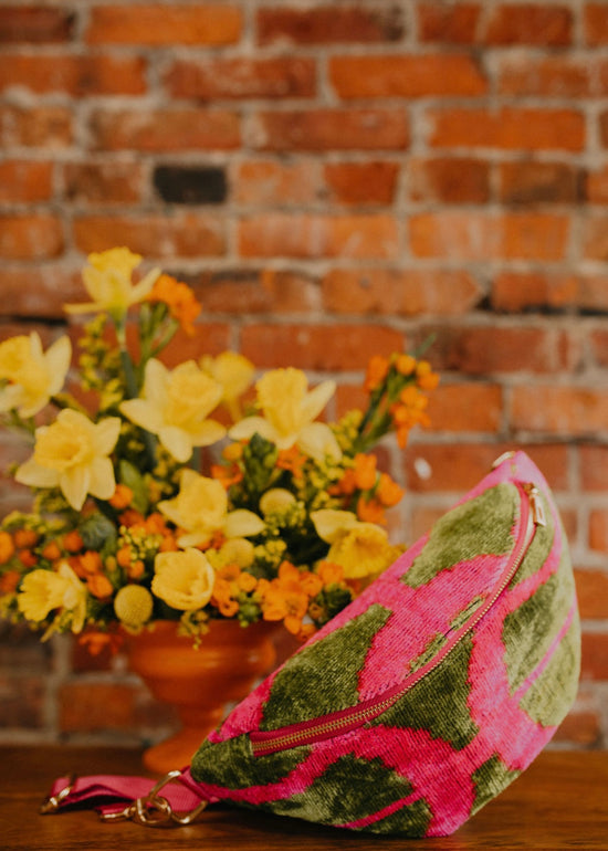 Pink & Green Lattice Sport Bag